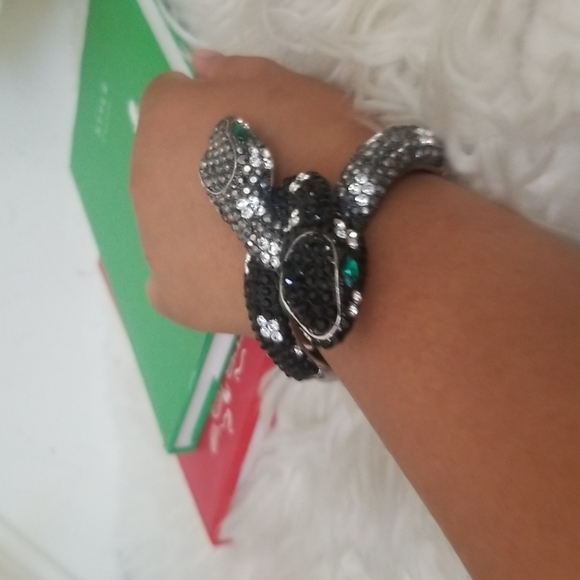 Double Headed Snake Multicolor Rhinestone Bracelet - Picture 4 of 7